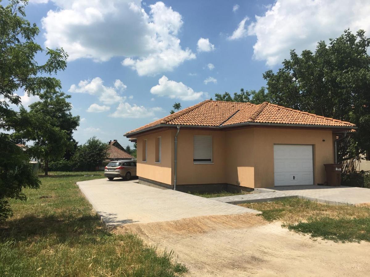 BB Szabó Villa Balatonboglár Exterior foto